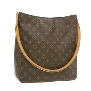 ❗️✨ DISCONTINUED ✨ ❗️LOUIS VUITTON ZIPPER BAG LOOPING GM